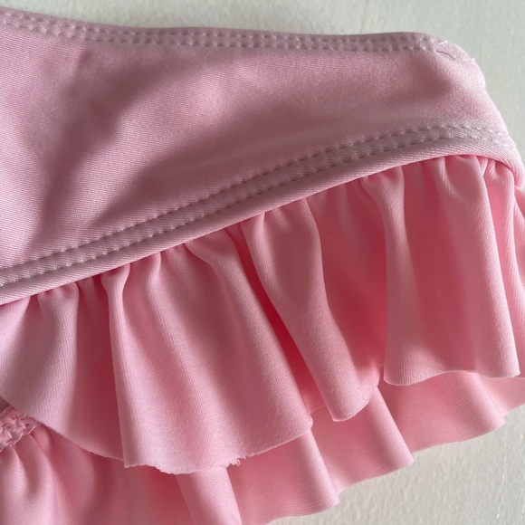 pink ruffle bikini - Picture 3 of 3